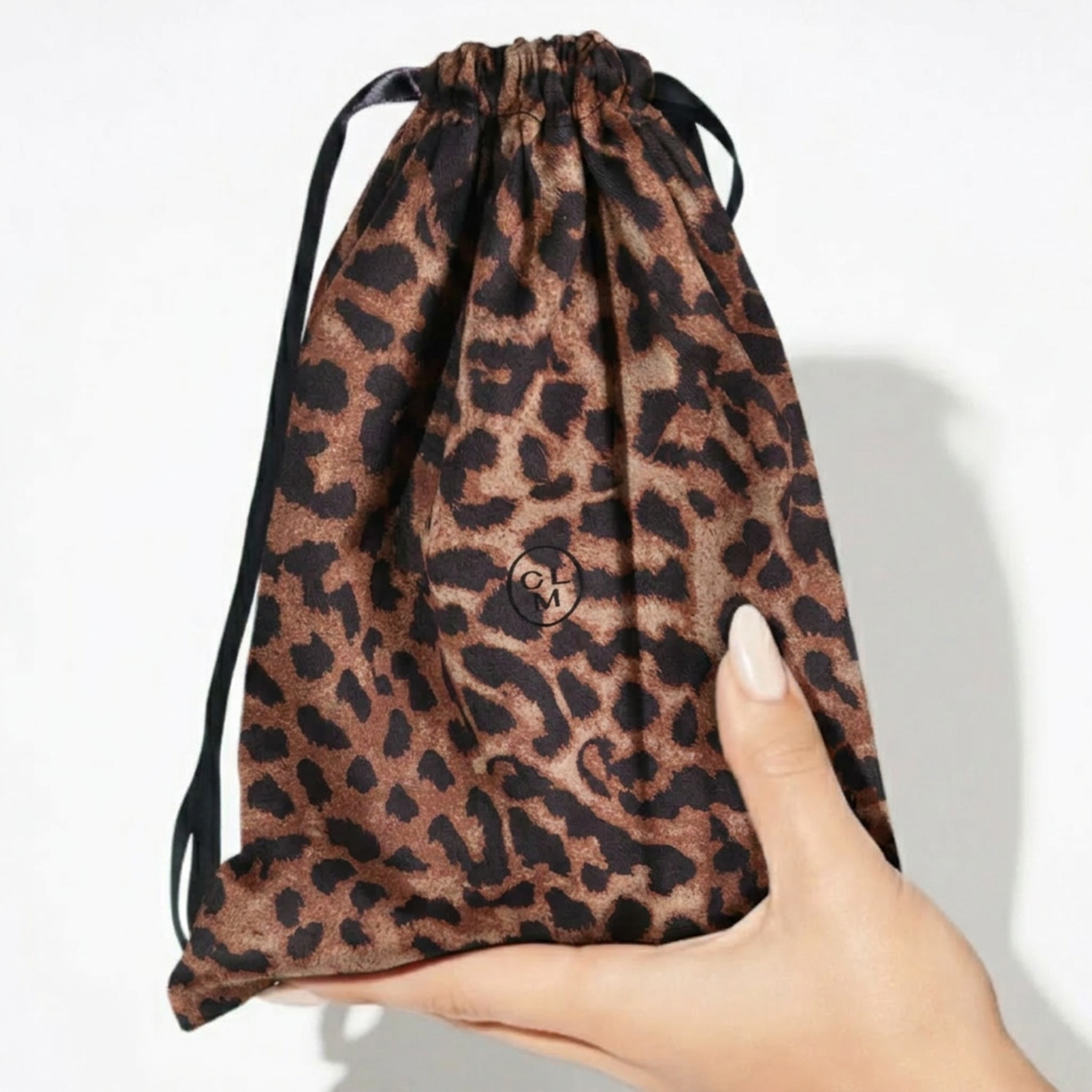 CLM Beauty Leo